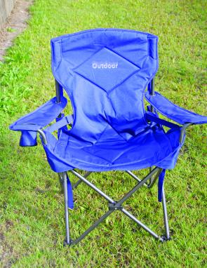 The lumbar support strap with adjustable buckles are great features of the Outdoor Lumbar Support chair. 